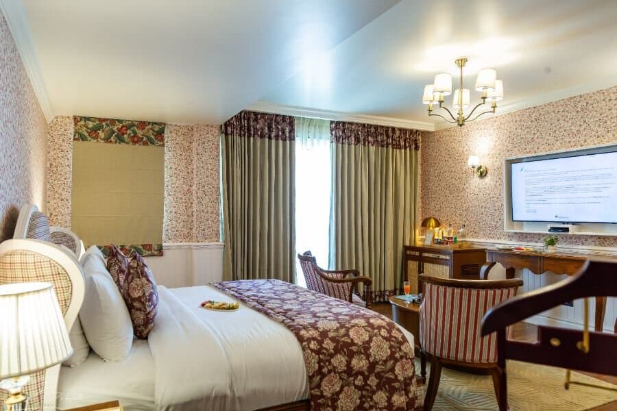 Brentwood Suite