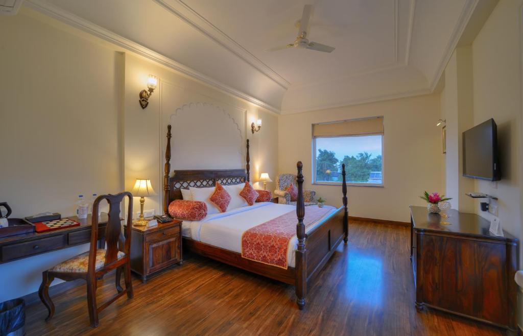 WelcomHeritage Mount Valley Resort Ranthambore 8